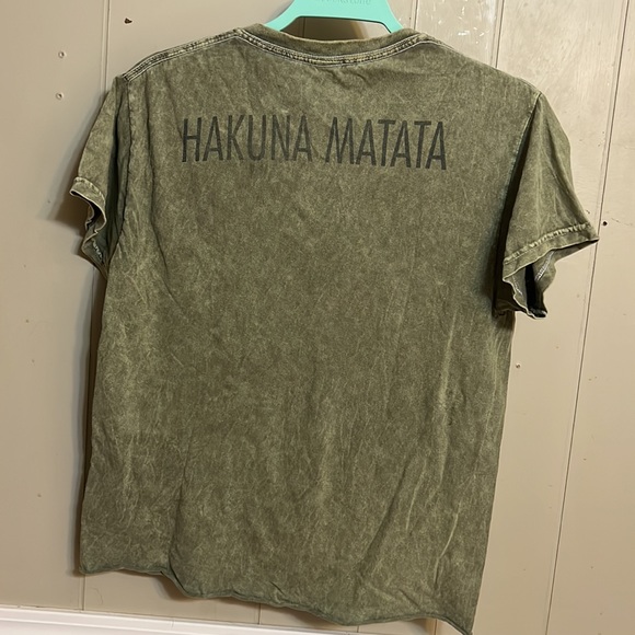 Lion King Hakuna Matata tee - Picture 4 of 5